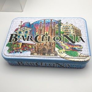 Barcelona Cookie Tin Souvenir- Scenes of Barcelona 3D on Top